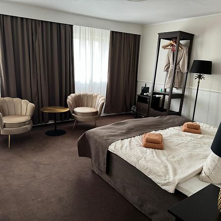 Godstedlund Bed & Breakfast Oster Ulslev Dış mekan fotoğraf